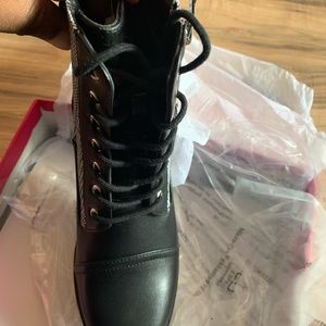 ShoeDazzle “Aleya” booties